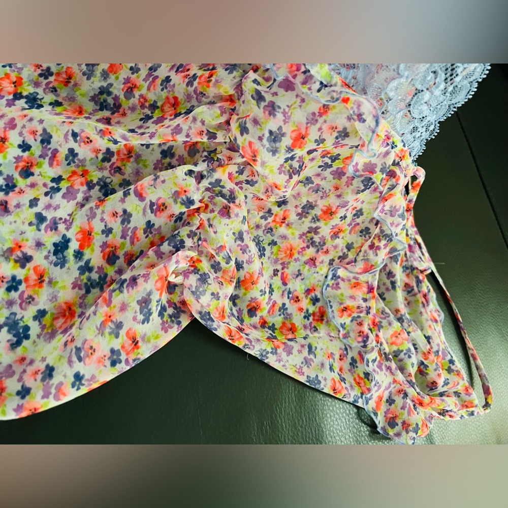 Victoria's Secret Multicolor Floral Chiffon Camisole - Picture 10 of 12